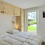 Le Flocon, Au Bord Du Lac